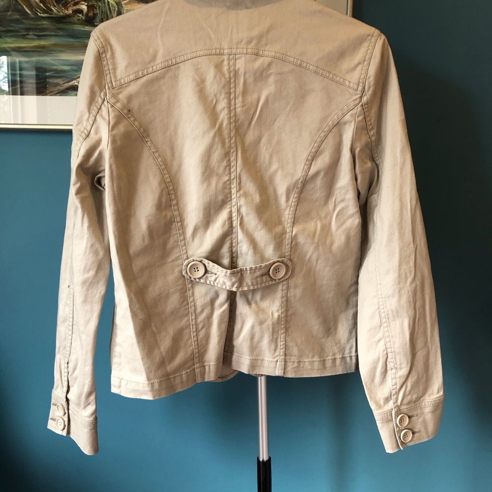 Blazer - Picture 2 of 4